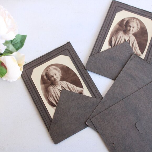 Vintage 1920s Photograph, Black And White Sepia Portrait Photo of A Lady, Woman - Picture 2 of 11